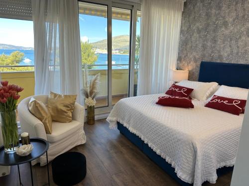 Apartments Satis