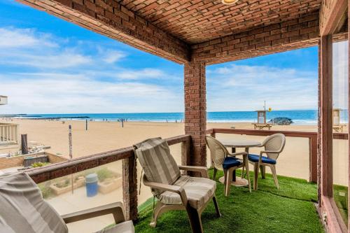 Newport Beach Front View II – Photos 3