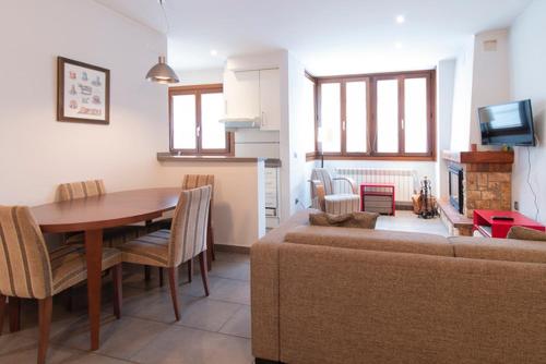 Kuchyň nebo kuchyňský kout v ubytování Apartamentos Casa Miño