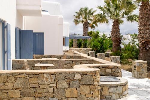Giannoulaki Resort — Property building