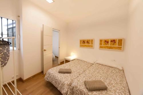 Posteľ alebo postele v izbe v ubytovaní SF - Shiny Apartment in City Centre