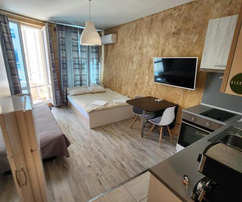 Colonel apartment 963