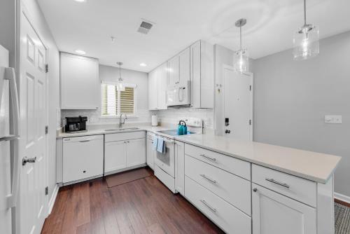 Köök või kööginurk majutusasutuses 2017 Marsh Walk Villa