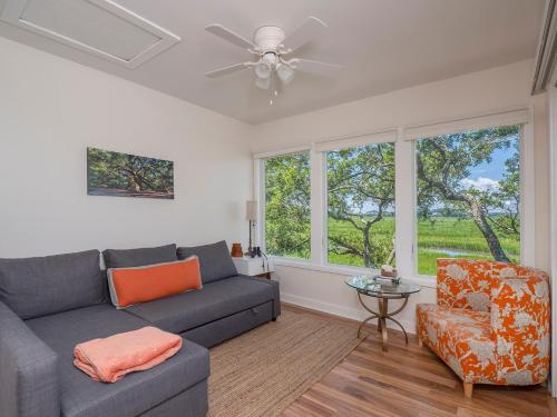 Χώρος καθιστικού στο 1708 Shelter Cove Villa