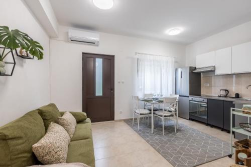 Dapur atau dapur kecil di Apartment LaMasha