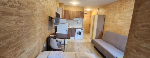 Colonel apartment 941