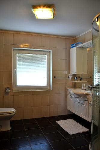 Ένα μπάνιο στο Apartma ob potoku