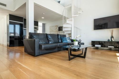Marvellous Penthouse with terrace & Cathedral views by REMS