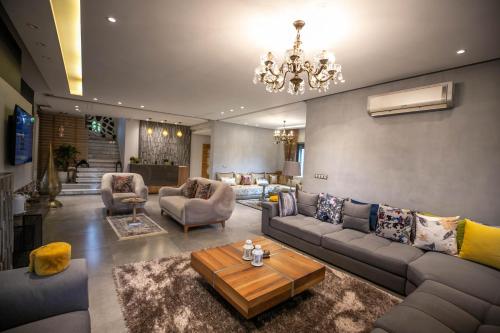 Ruang duduk di Riad Bella Montana