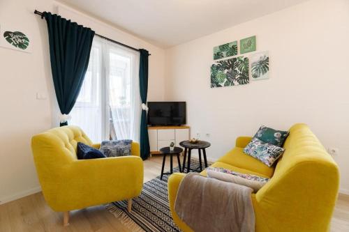 Apartments by the sea Biograd na Moru, Biograd - 21390