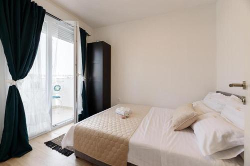 Apartments by the sea Biograd na Moru, Biograd - 21390