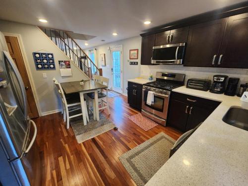 Marblehead Oasis townhouse – Photos 3