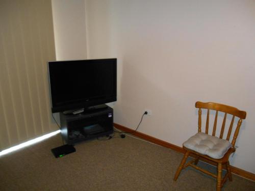Μια τηλεόραση ή/και κέντρο ψυχαγωγίας στο Kev's Place - Coobowie