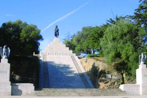 T1 Centre ville Carré d'or proche plage