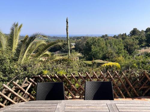 Mas 3 chambres avec piscine, clim, Wi-Fi et tennis - FR-1-726-29