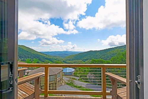 Longview Lookout – Photos 3