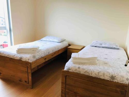 3-bedroom house - car parking - air conditioning photo 8