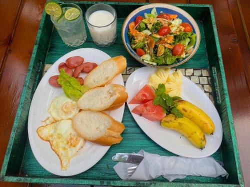 Mad i den private indkvartering eller i nærheden