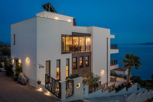 Luxury Villa Sun Ray with Pool – Photos 5