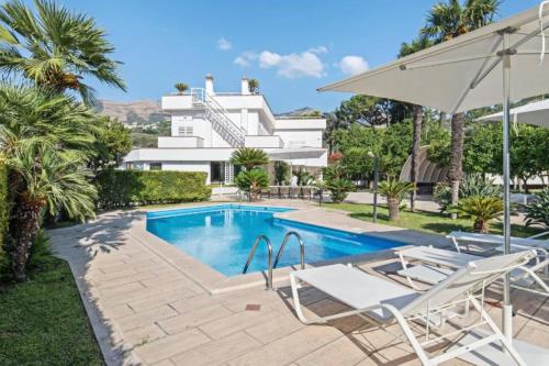 Amore Rentals - Villa Romeo