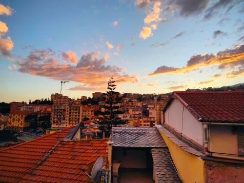 Φωτογραφία από το άλμπουμ του Attico romantico con terrazza Sanremo - Palm Street, 104 - Free WIFI στο Σαν Ρέμο
