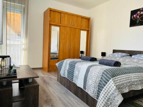 Erős Apartman 4200 Hajdúszoboszló, 42 Arany János utca Apartament 1 kép - 3