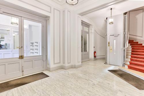 Appartement 140m2 proche des Champs Elysées photo 19