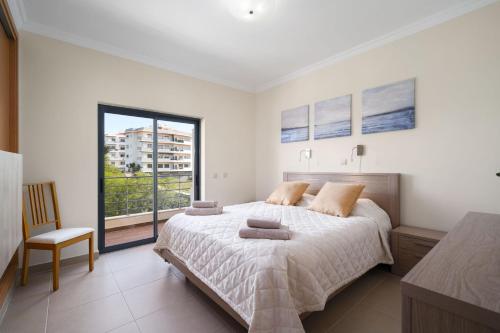 Cozy modern apartment 111 by Destination Algarve