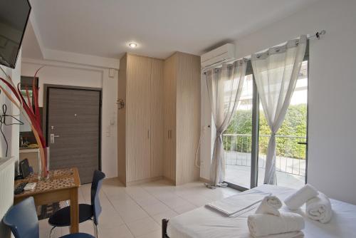 Glyfada Cozy Studio, WiFi, AC