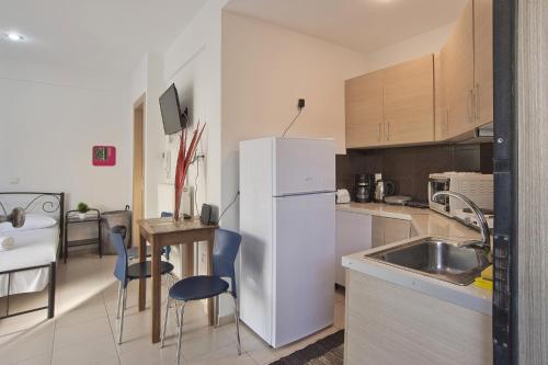Glyfada Cozy Studio, WiFi, AC