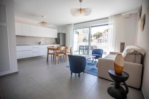 Les Terrasses De Forville by Connexion