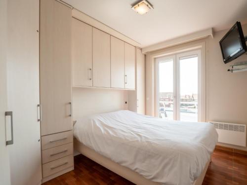 Katil atau katil-katil dalam bilik di Apartment Lautrec 304 by Interhome