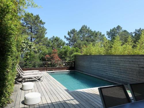 Apartment Les Jardins d'Ève-F2 by Interhome