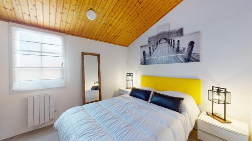 Ліжко або ліжка в номері Oasis de Croix de Vie