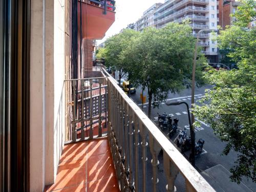 Apartment Sants-Montjuïc- Avenida Madrid by Interhome