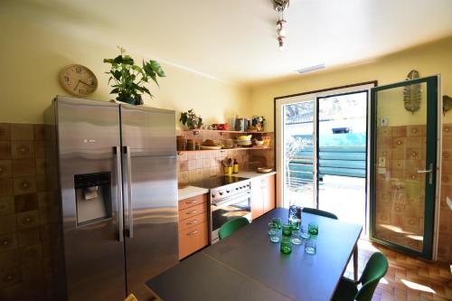 Photo de la galerie de l'établissement Belettes - Location vacances - Superbe villa avec piscine hors sol - HOSSEGOR, à Soorts-Hossegor