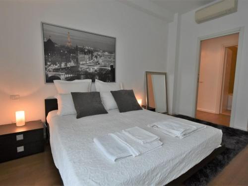 Apartment Corso Genova Apartment by Interhome