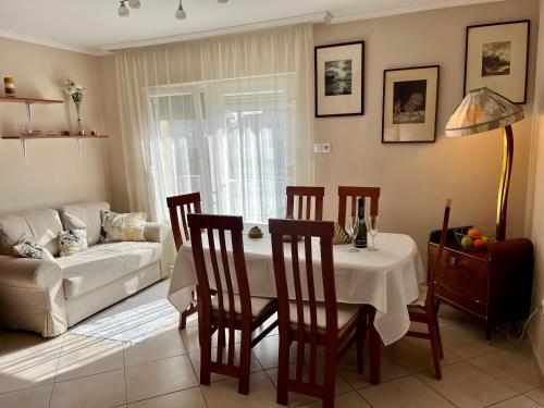 Budapest Airport Smiley House