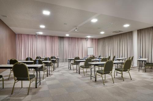 Χώρος καθιστικού στο Lefel Hotel