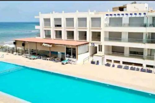 Beau appartement pied dans l’eau