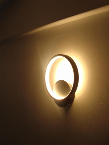 a light on a ceiling with a light on it at Dream House Ioannina in Ioannina