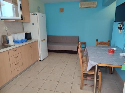 Galeriebild der Unterkunft ELIOS.Apt.3 in Almyrida