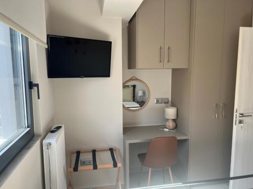 Elia's Apartment