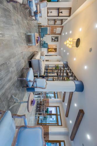 Χώρος καθιστικού στο Hanedan Otel Foca Izmir