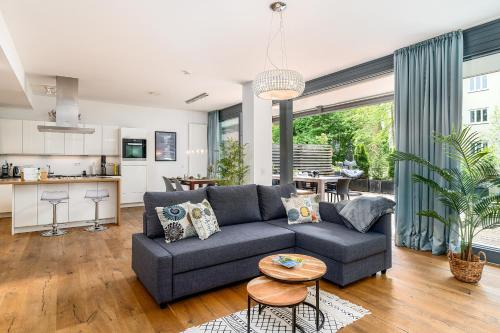 Ảnh trong thư viện ảnh của CASsEL LOFTSs - Comfort Apartment - barrierefrei - 112qm offenes Wohnen - große Terrasse ở Kassel