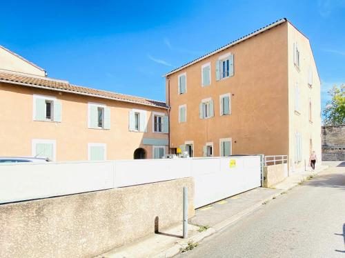 Apartment-NO elevator-Free private parking-Self check in !! Appartement-PAS ascenseur-Parking privé gratuit-Arrivée autonome!! photo 13