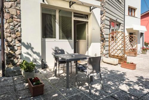 S246 - Sirolo, monolocale a 50 mt dal corso e dal sentiero che porta alle spiagge