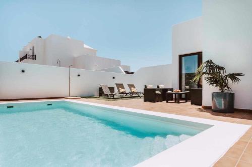 Villa Lyra, Piscina Climatizada