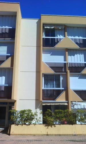APPARTEMENT P2 + CABINE LE GRAU DU ROI