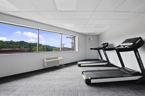 Fitness centrum a/nebo fitness zařízení v ubytování The Resort at Lake of the Ozarks